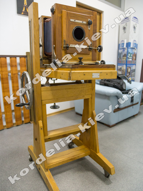 Retro camera (camera)