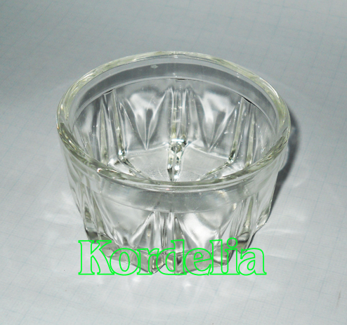 Ікорниця скляна